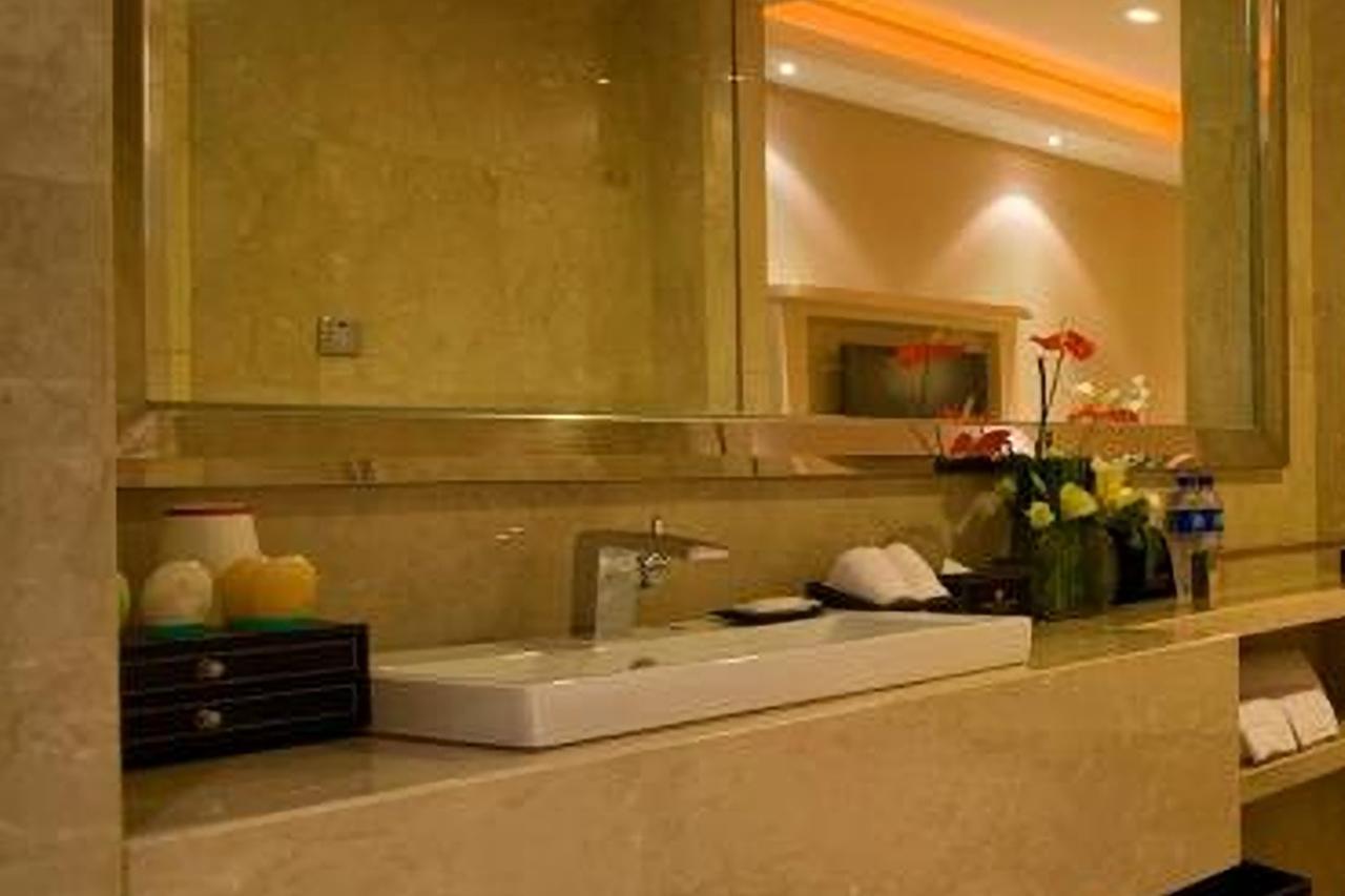 Hongshan Hotel Wuhan Exterior foto
